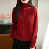 秋冬立领单排扣羊毛针织开衫 女红色叠穿毛衣花边袖 口钩花高领外套