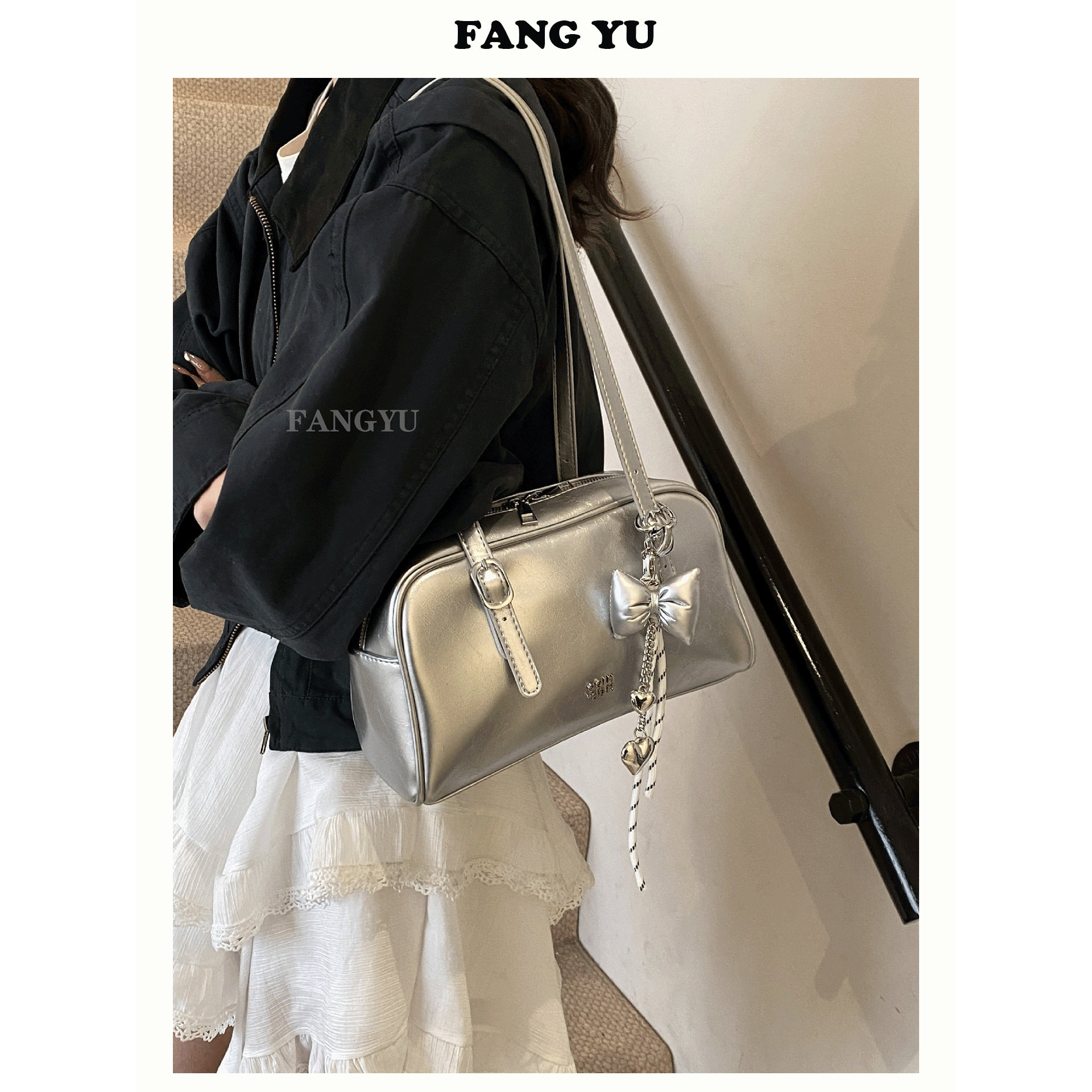 银色超火波士顿包包小巧精致