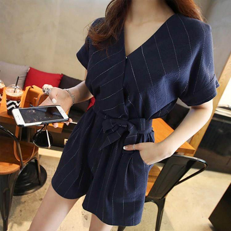 高腰連體短褲女夏裝韓版潮女裝大碼寬松闊腿褲裙收腰顯瘦連身套。在類目 女裝/女士精品, 褲子, 休閒褲中 - 來自Buy2taobao.com提供專業的淘寶代購服務