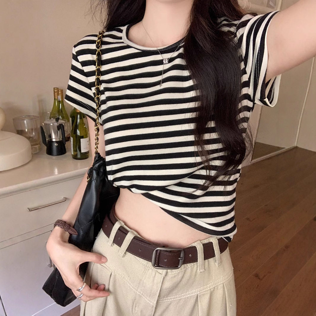 韩系条纹修身设计感t恤女夏季正肩圆领粉色上衣百搭短款显瘦打底