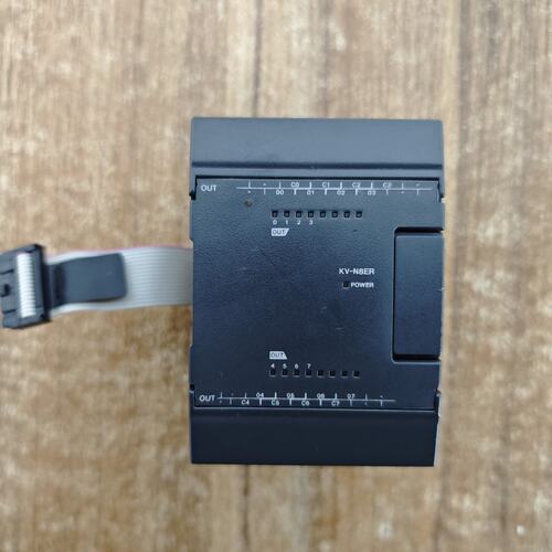 议价基恩士KV-N8ER输模块16点输250V AC3可维修