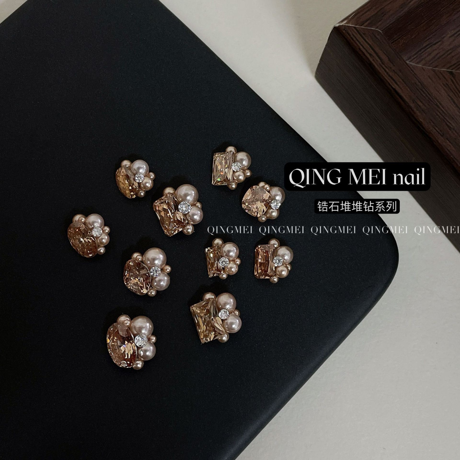 超闪美甲饰品氛围香槟锆石堆钻无底托高品美甲爆闪珍珠多切面钻球