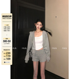 女连帽灰色宽松卫衣卫裤 短裤 Store 春夏三件套装 休闲运动套装 Skk