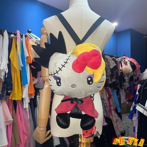 【现货掉落】yoshikitty日牌全新自改双肩包可斜挎不能装东西