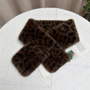 豹纹小围巾女秋冬季辣妹毛绒交叉围脖皮草仿貂绒加厚保暖护颈围巾