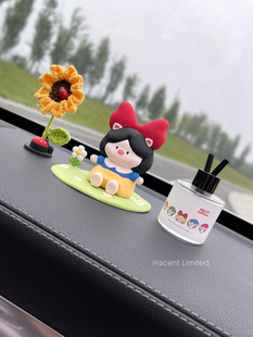 2025新款 饰可爱扩香石 猪猪公主车载香薰车内饰品摆件汽车中控台装