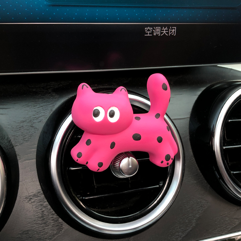 新车礼物可爱猫咪车载香薰出风口