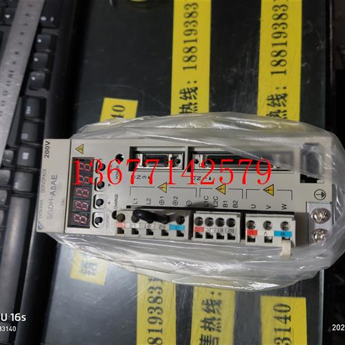 议价原装日本安川伺服驱动器SGDS-01A01A现货质保一年