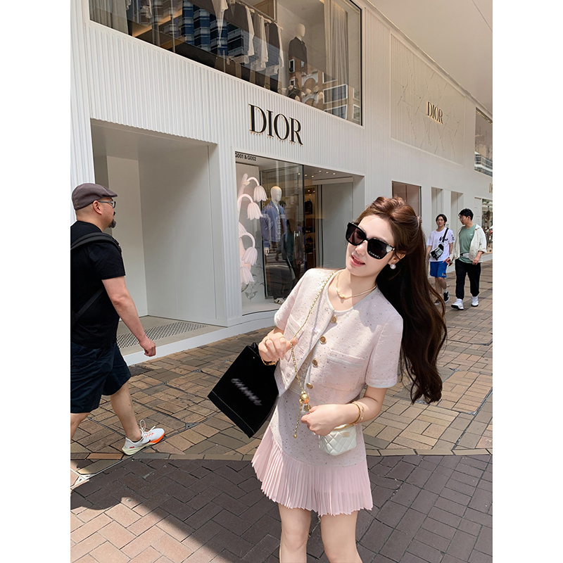 小香风套装裙女得体穿搭一整套