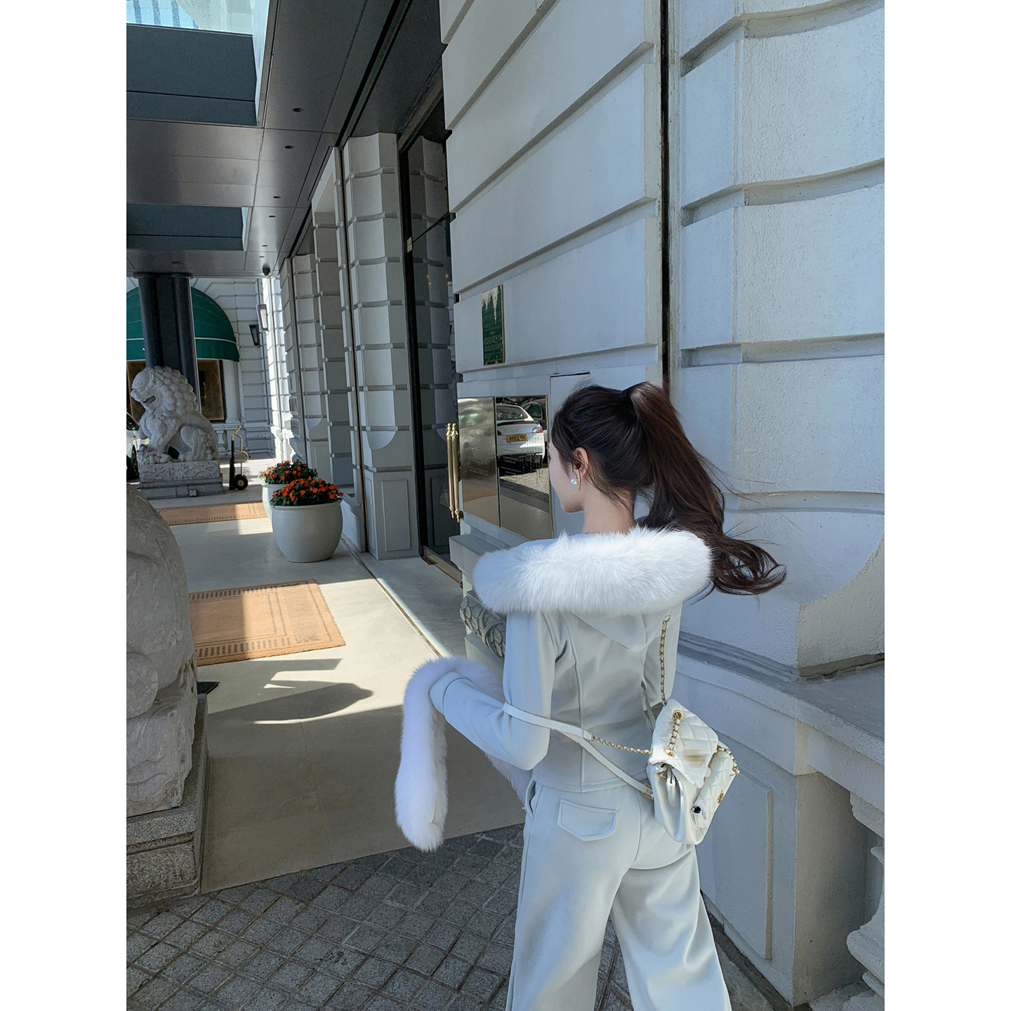 狐狸毛领运动套装女冬季两件套