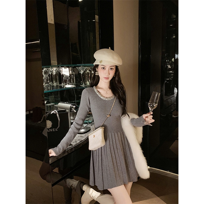 鱼兔子的兔子内搭法式修身连衣裙