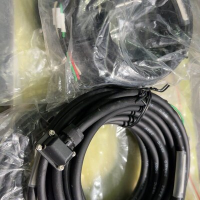 （议价）三菱伺服动力线MR-PWS1CBL5M-A2-L，5米长，全
