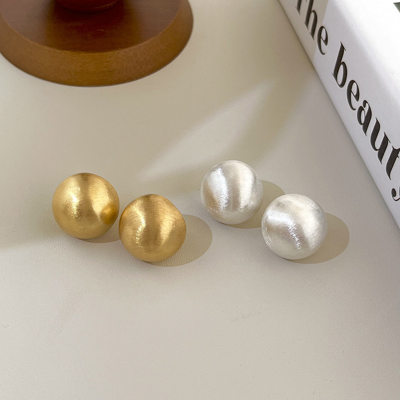 欧美轻奢金属拉丝圆球耳钉