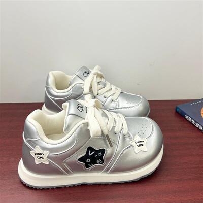 丑萌银色大头阿甘鞋女2026春季新款厚底德训鞋学生休闲运动板鞋子