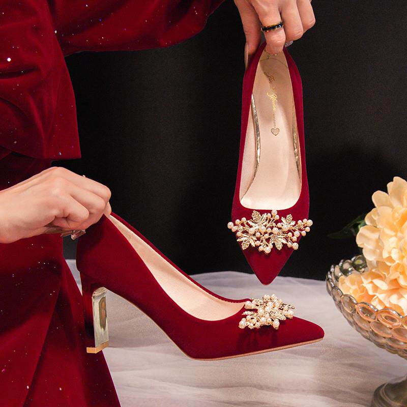 粗跟不累脚2026年春秋新款红色中式秀禾服新娘结婚鞋女敬酒高跟鞋