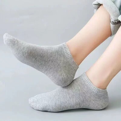 春夏纯色百搭防臭吸汗短袜