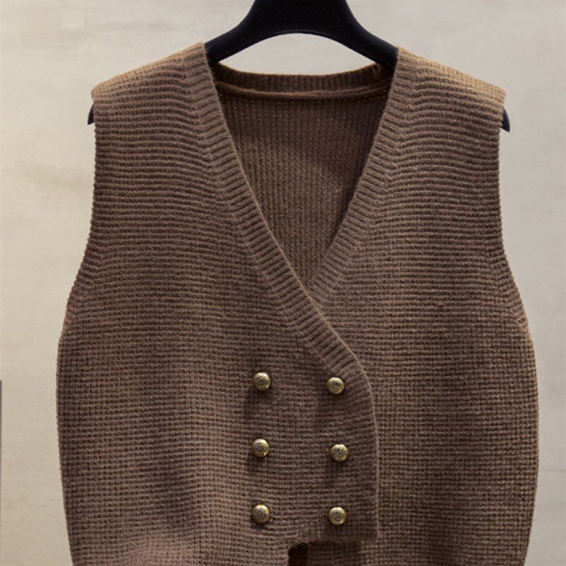 气质双排扣v领开衫针织马甲背心女早春新款宽松马夹叠穿毛衣坎肩
