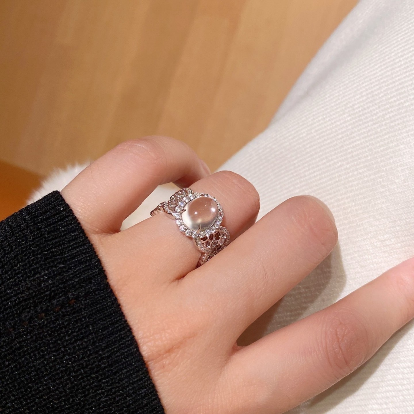 蕾丝镂空水沫玉蛋面戒指女925银