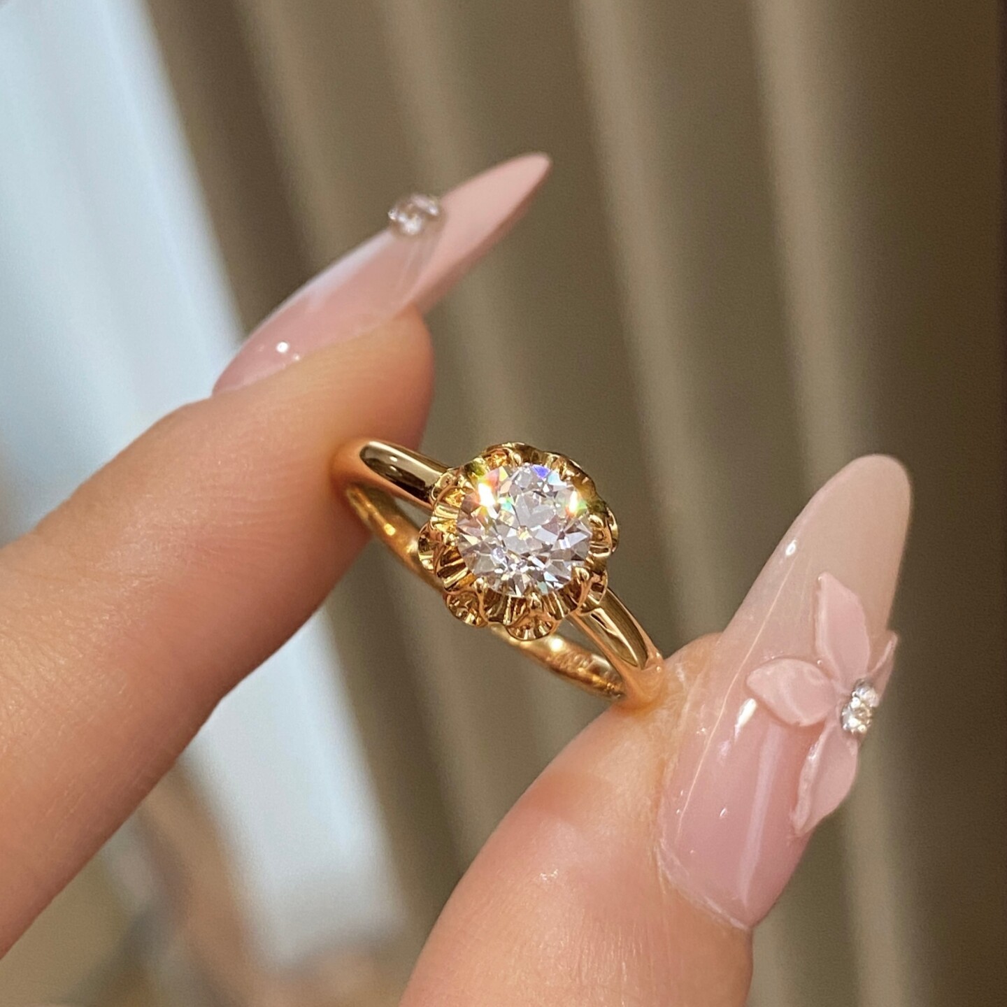 法式复古捧花老欧切圆形钻戒指女925银镀金轻奢设计感花瓣指环