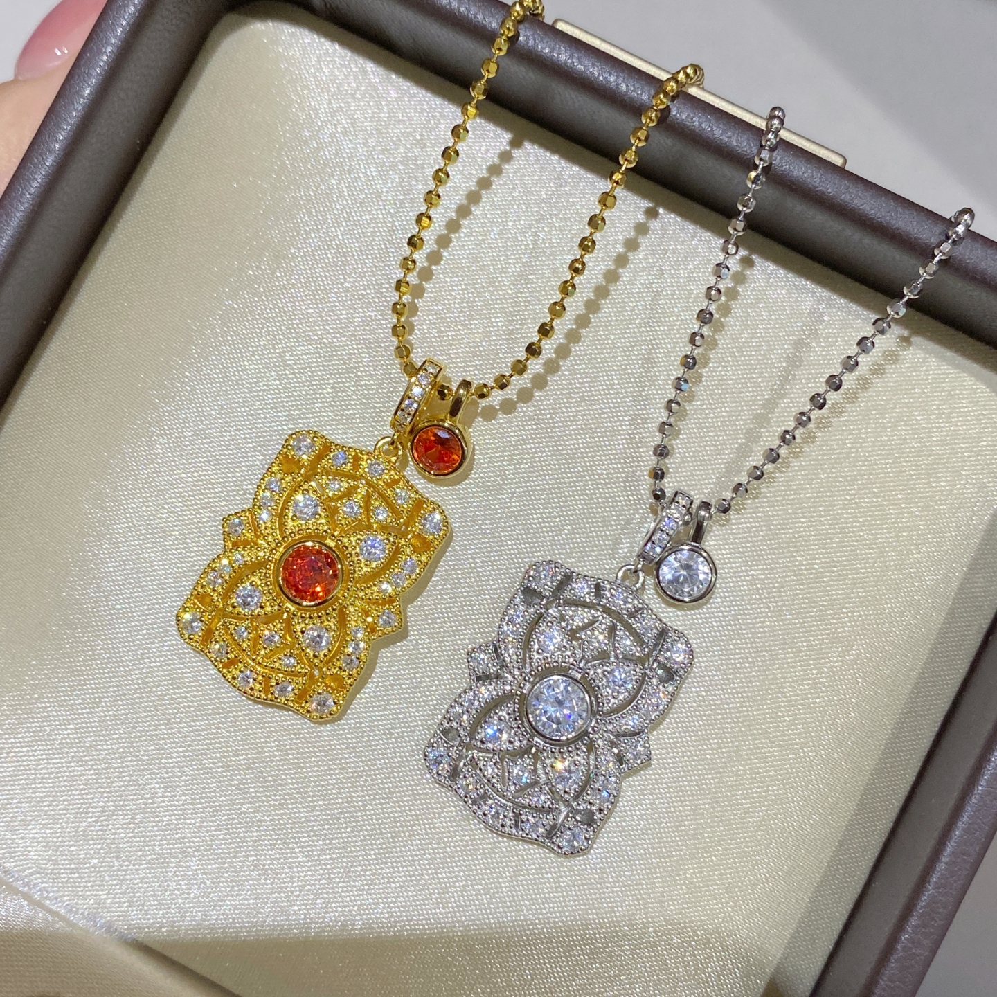 复古满钻莲花无事牌项链女925银