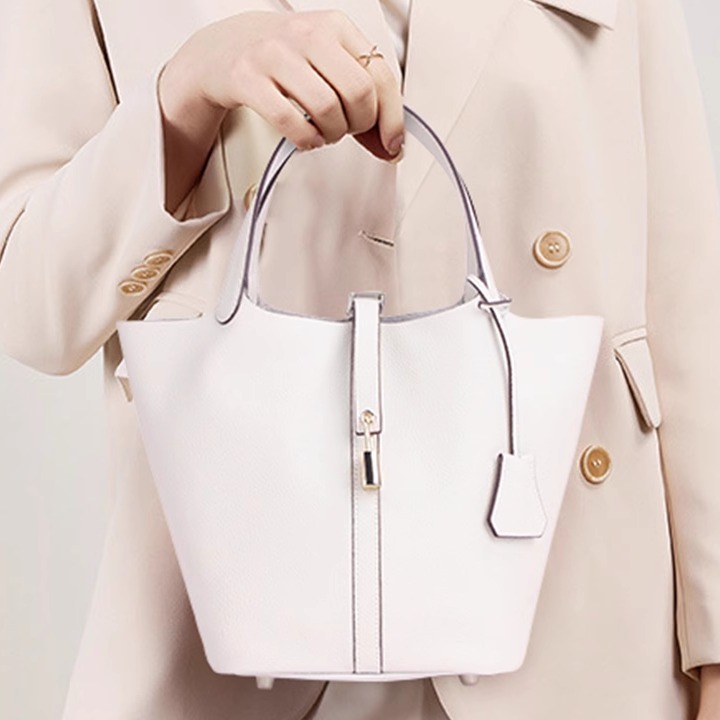 2024秋冬款广州白云真皮TOGO纹菜篮子18CM大容量水桶手提母子女包