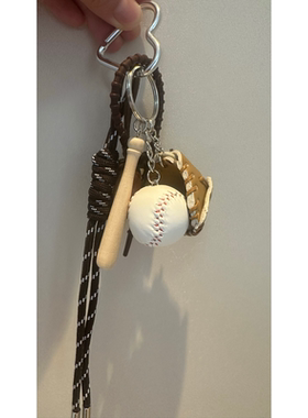 韩系ins个性创意棒球情侣包包车钥匙挂件登山绳airpods装饰手环绳