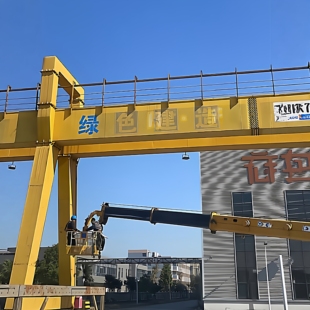 大面积镂空广告牌喷漆字模板定制可弯曲漏字板墙体标语刷字软模具