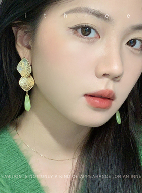 ithree哑光金属片耳钉女自制小众高奢重工清新宝石设计感耳饰礼物