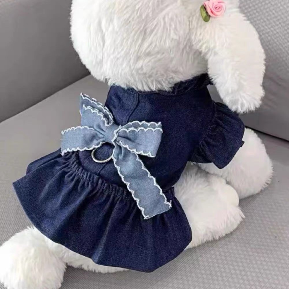 狗狗裙子可牵引春夏薄新款猫咪衣服博美仿牛仔连衣裙小型犬牵引环