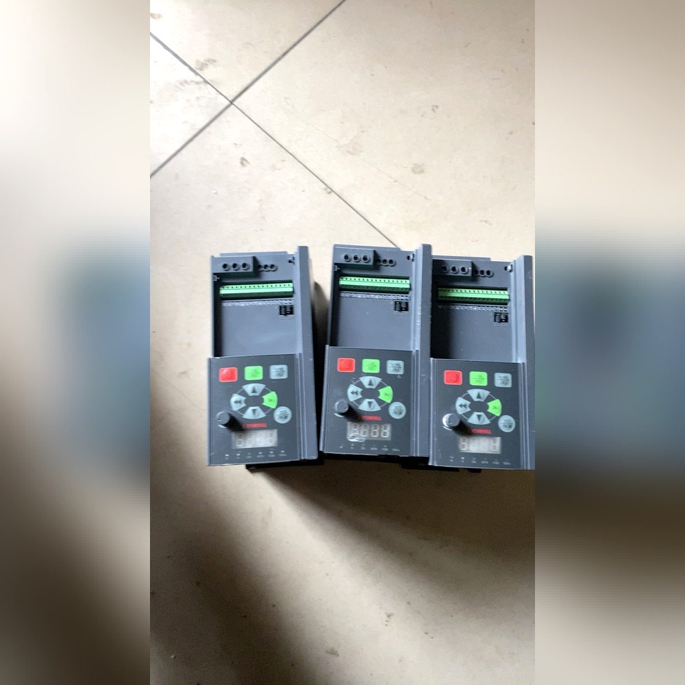 XINJE变频器VB5-41P5G42P2P 1.5KW 议价