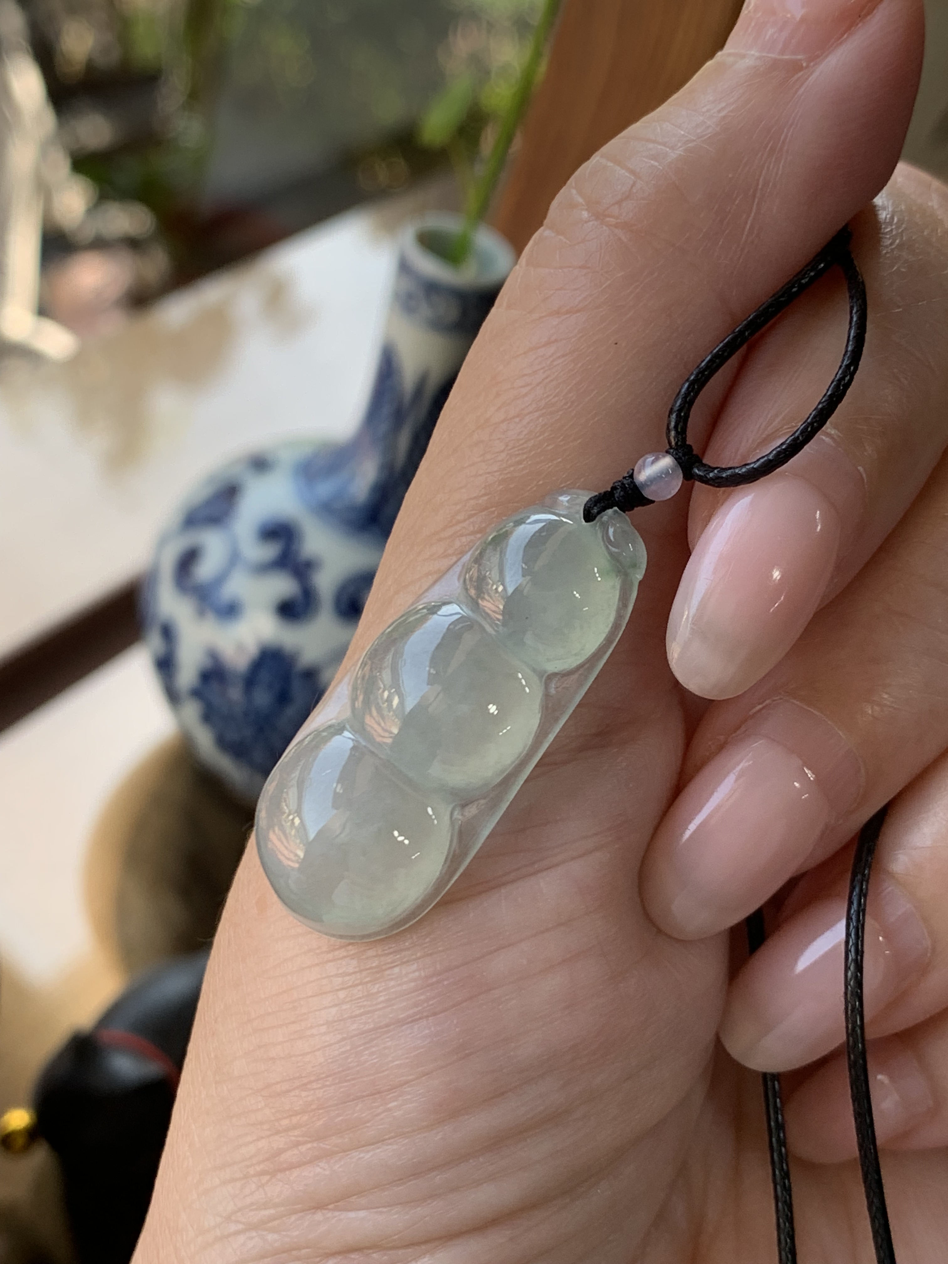 晴水有钢味老坑高冰种翡翠吊坠天然a货玉石福豆挂件缅甸玉坠