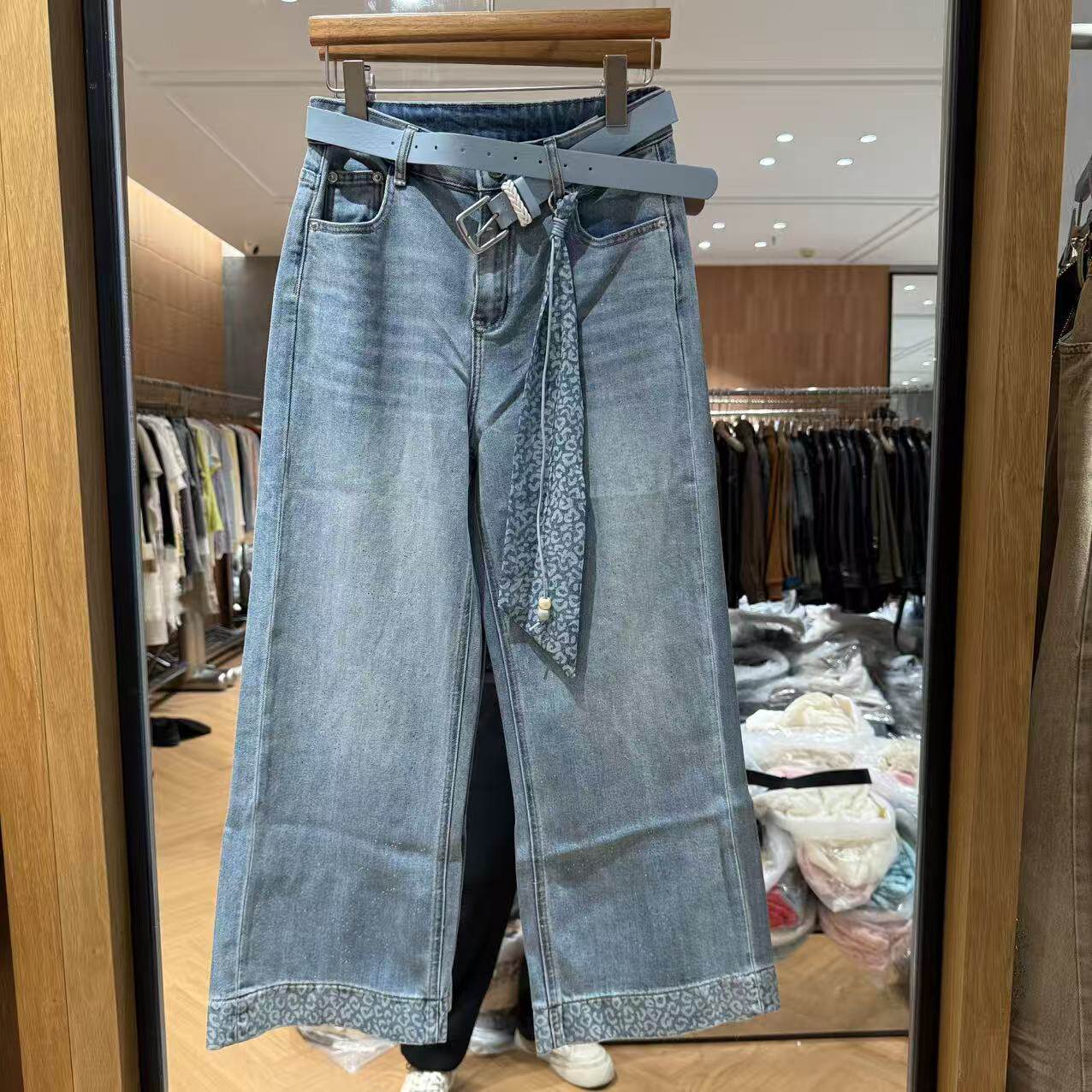 欧洲站2026新款欧货时尚丝巾皮带显瘦印花裤脚洋气阔腿裤38442