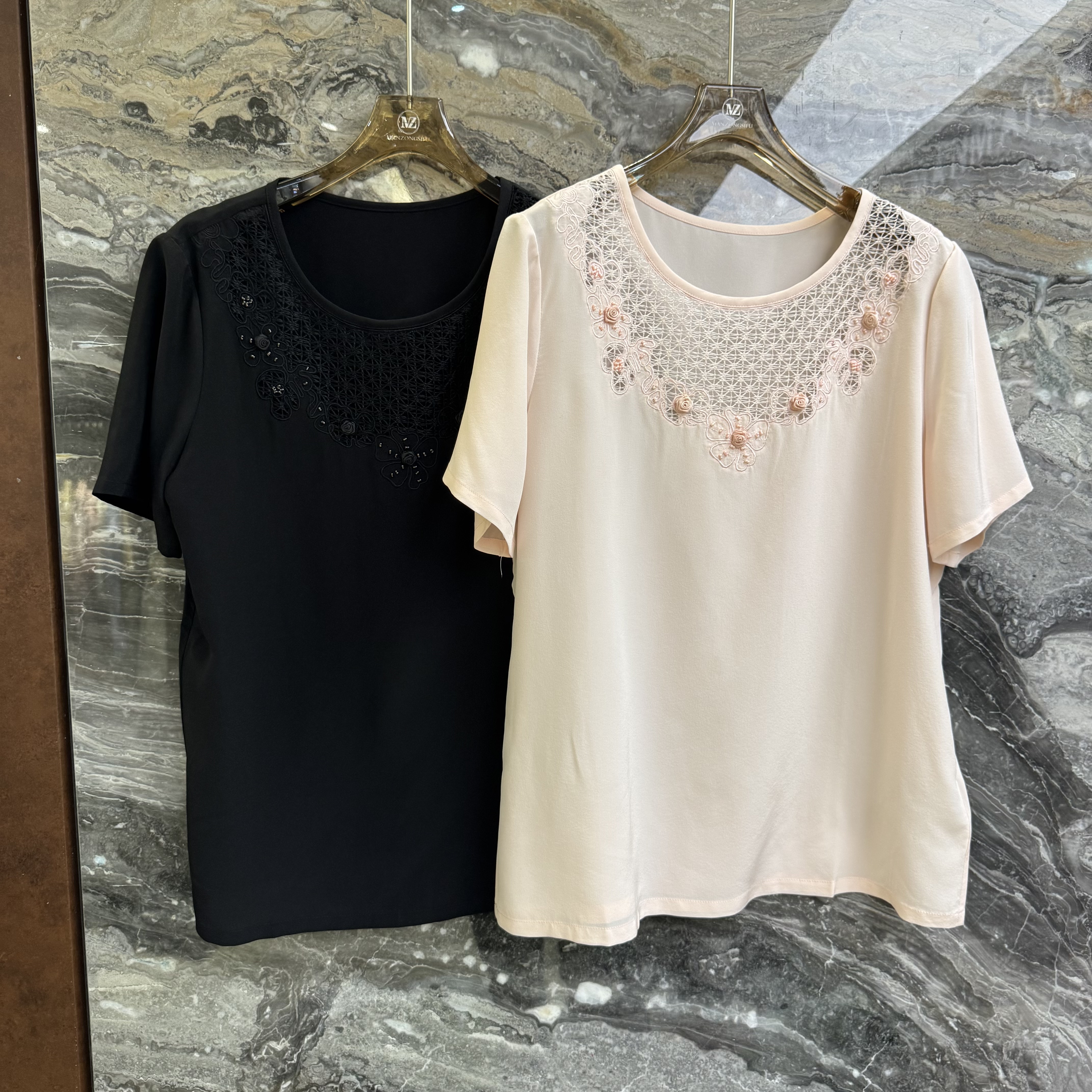 欧洲站2026夏季新款欧货圆领镂空钉花百搭短袖真丝T恤上衣女26048