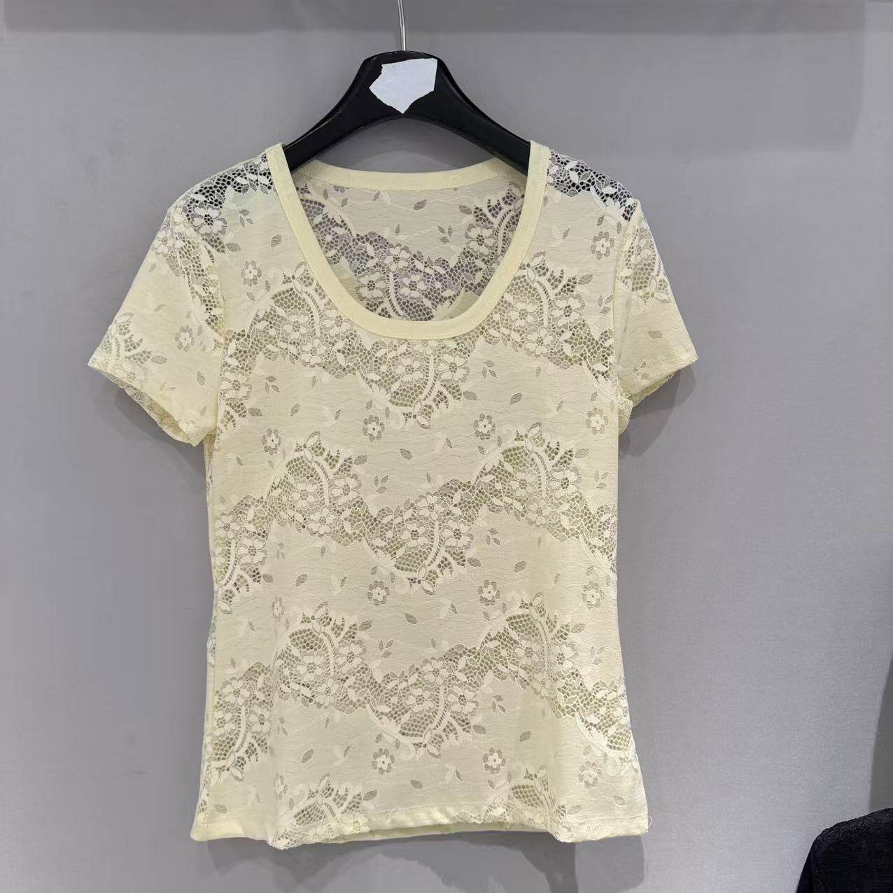 欧洲站2026新款法式时尚U型领镂空钩花透视修身短袖蕾丝小衫86063