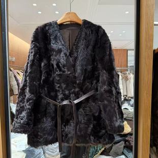 欧洲站2025冬新款轻奢时髦V领系腰带小湖羊皮毛一体皮草外套8663