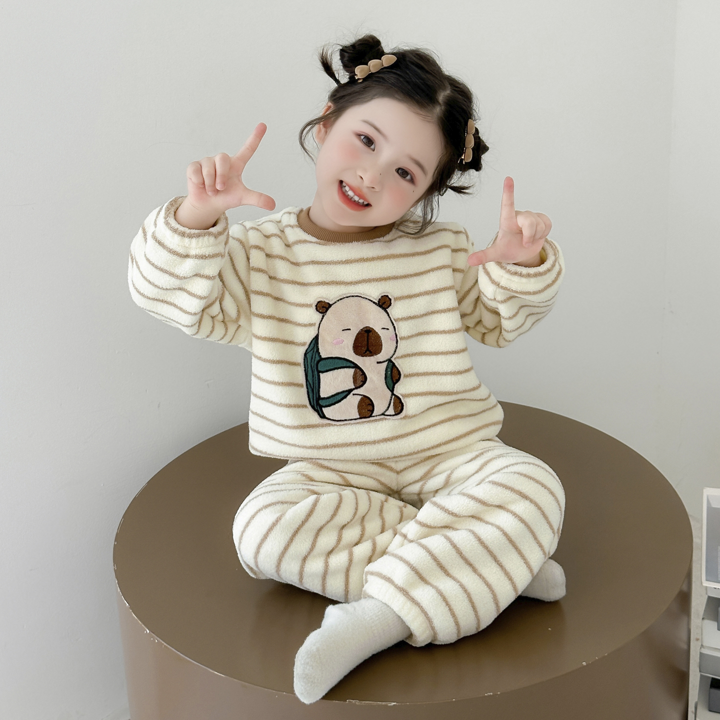 女童睡衣冬季保暖杨梅绒儿童加厚套头家居服宝宝条纹卡通睡衣冬季