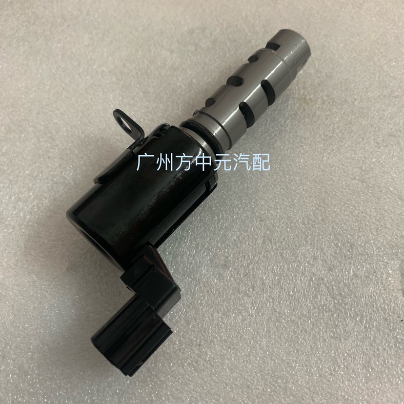 现代I30 途胜 起亚 秀尔 狮跑 CEED 发动机 机油阀 电磁阀 VVT阀