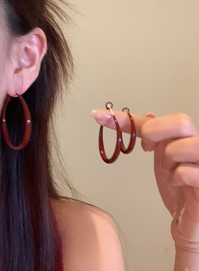 复古港风红色滴油耳圈圆圈素圈耳环女高级感耳钉女气质耳扣耳饰