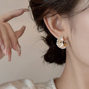 爆款 小众设计感花朵珍珠耳钉女纯银轻奢小众高级耳环2025新款 耳饰
