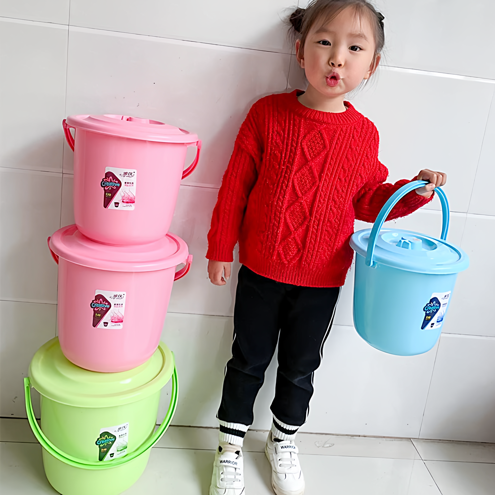 塑料小水桶加厚带盖儿童玩水沙滩