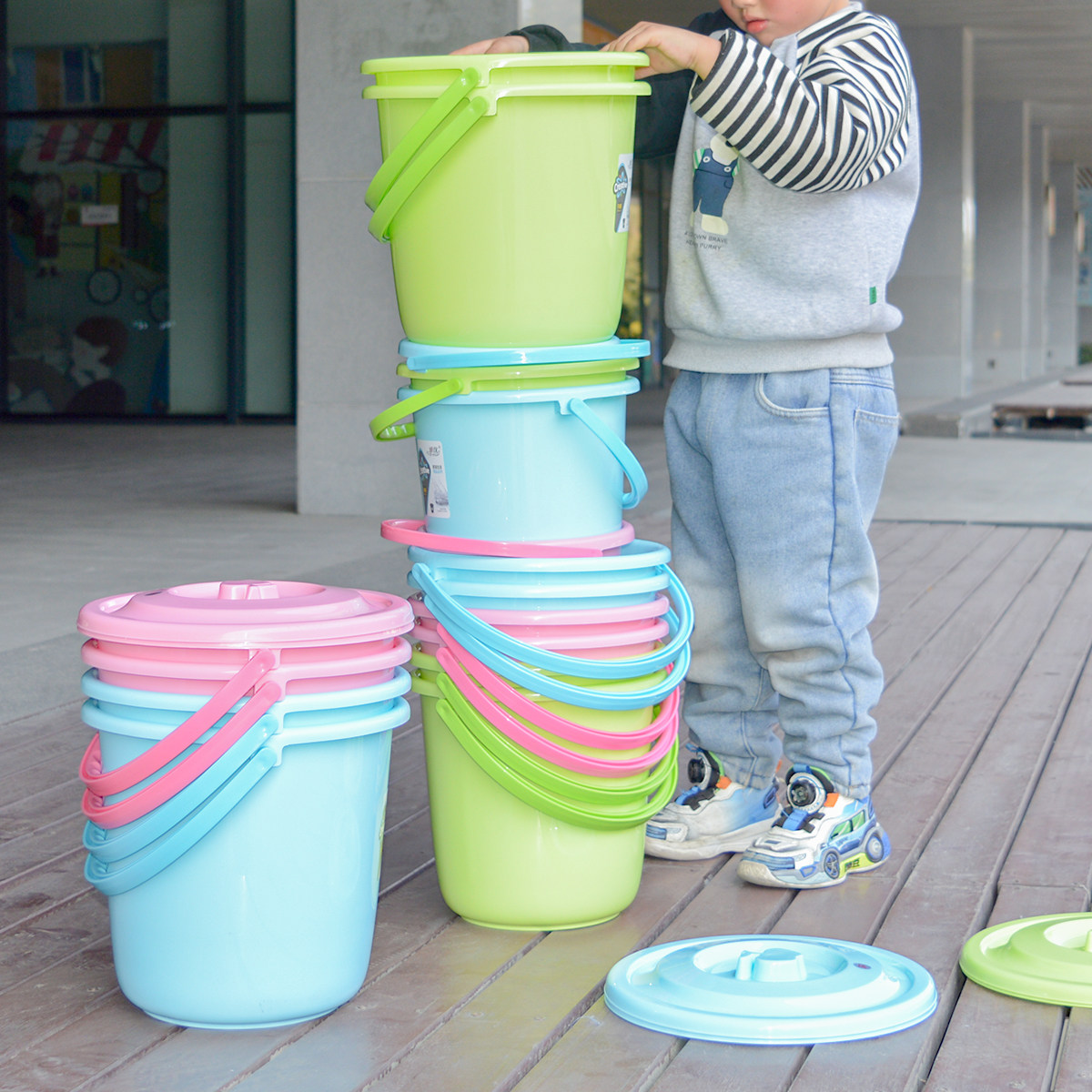 塑料小水桶手提玩具桶玩沙玩水