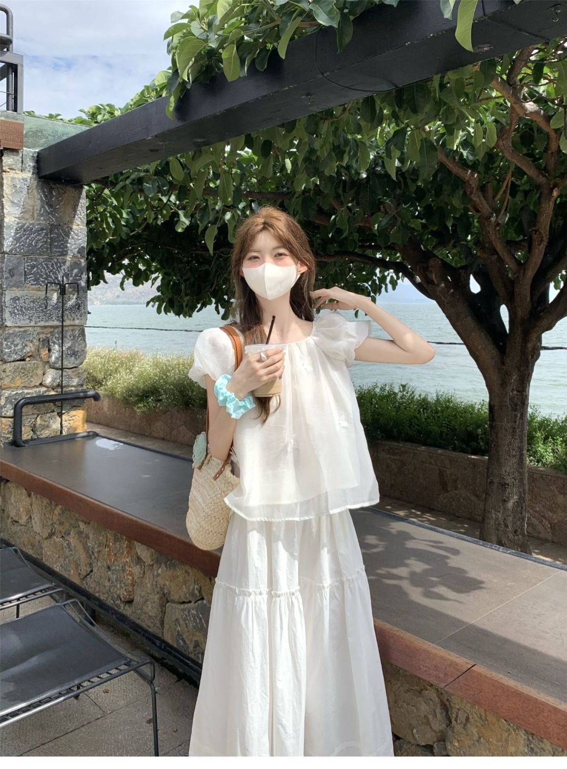 白色泡泡袖雪纺上衣女夏法式娃娃衬衫