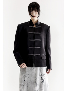 APOZi collection 拟时系列 新中式立领盘扣缎面西装外套短款上衣