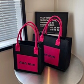 原创ins风女包大容量单肩包2025新款 时尚 毛毡手提礼品包定制logo