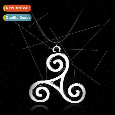 Film and  around the Teen Wolf Triskele necklace personalize