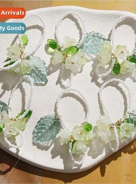 Elegant ancient  aesthetic green leaves wind chime flower di