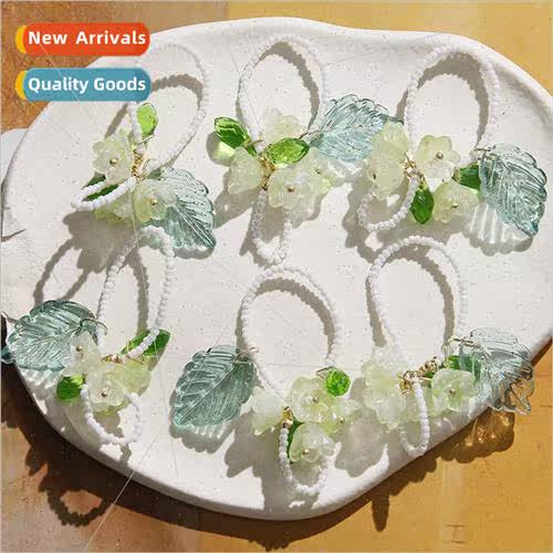 Elegant ancient  aesthetic green leaves wind chime flower di