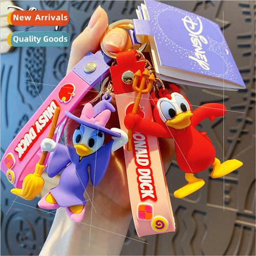 Daisy Donald Duck Winnie the Pooh keychain female cute carto