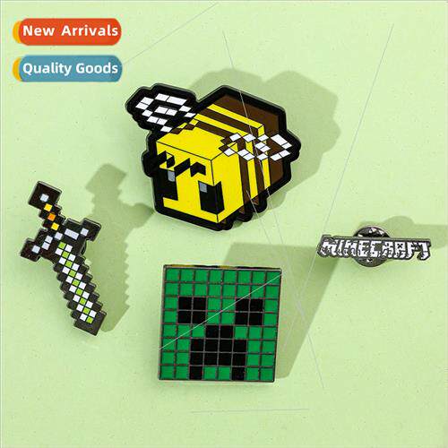 Cartoon creative game  metal badges world pixel  brooch bee