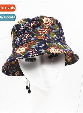 Middle-aged and elderly hat female spring and autumn days th